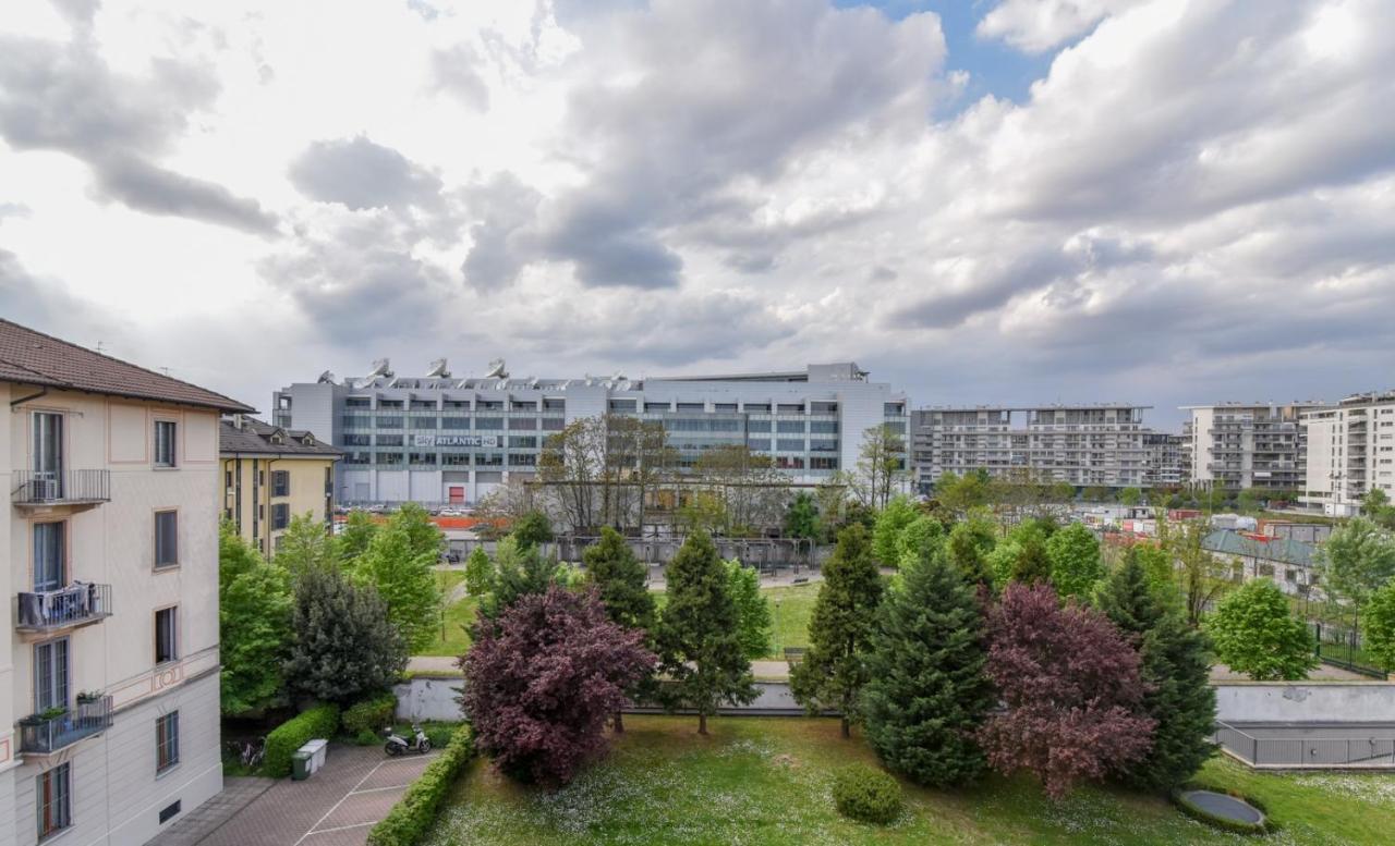 Maison Sion - Milan, Milan